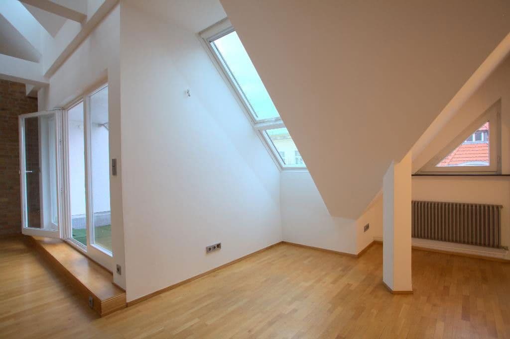 Pronájem kanceláře 110 m², Berlin, Berlín Pronájem kanceláře 110 m², Berlin, Berlín