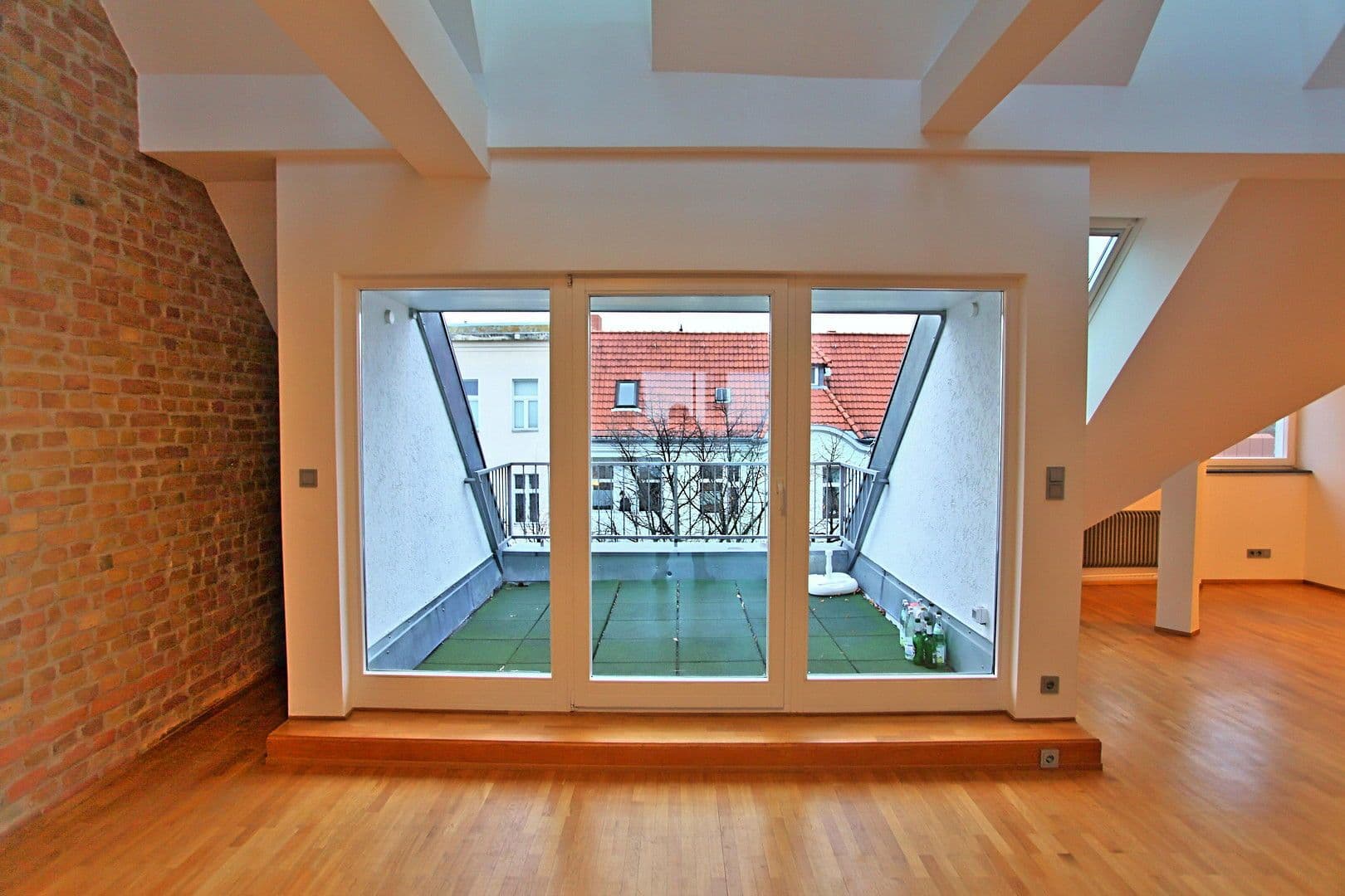 Pronájem kanceláře 110 m², Berlin, Berlín Pronájem kanceláře 110 m², Berlin, Berlín