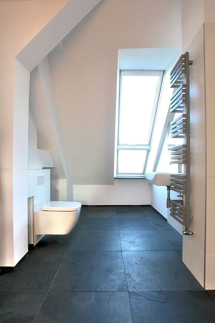 Pronájem kanceláře 110 m², Berlin, Berlín Pronájem kanceláře 110 m², Berlin, Berlín