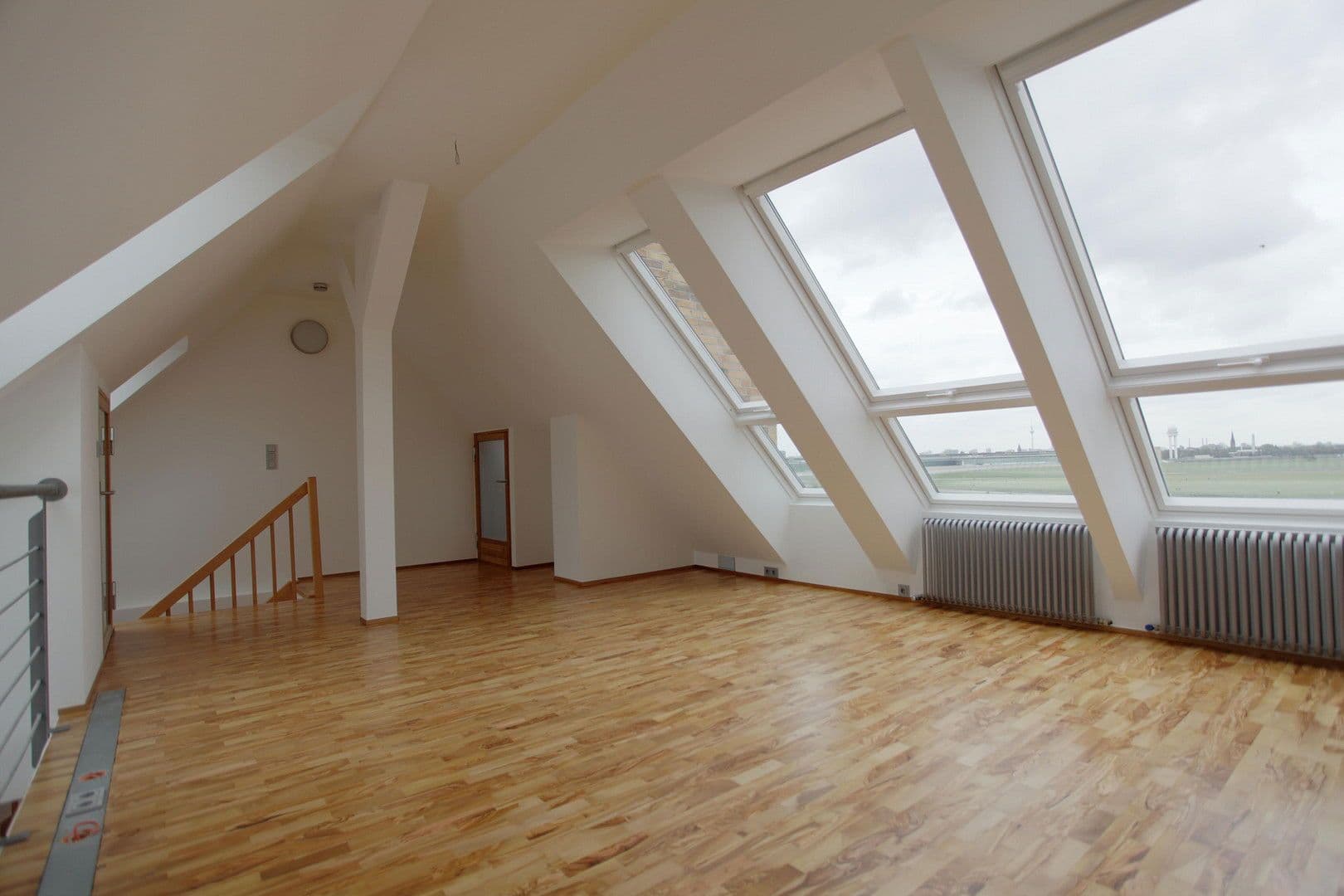 Pronájem kanceláře 110 m², Berlin, Berlín Pronájem kanceláře 110 m², Berlin, Berlín