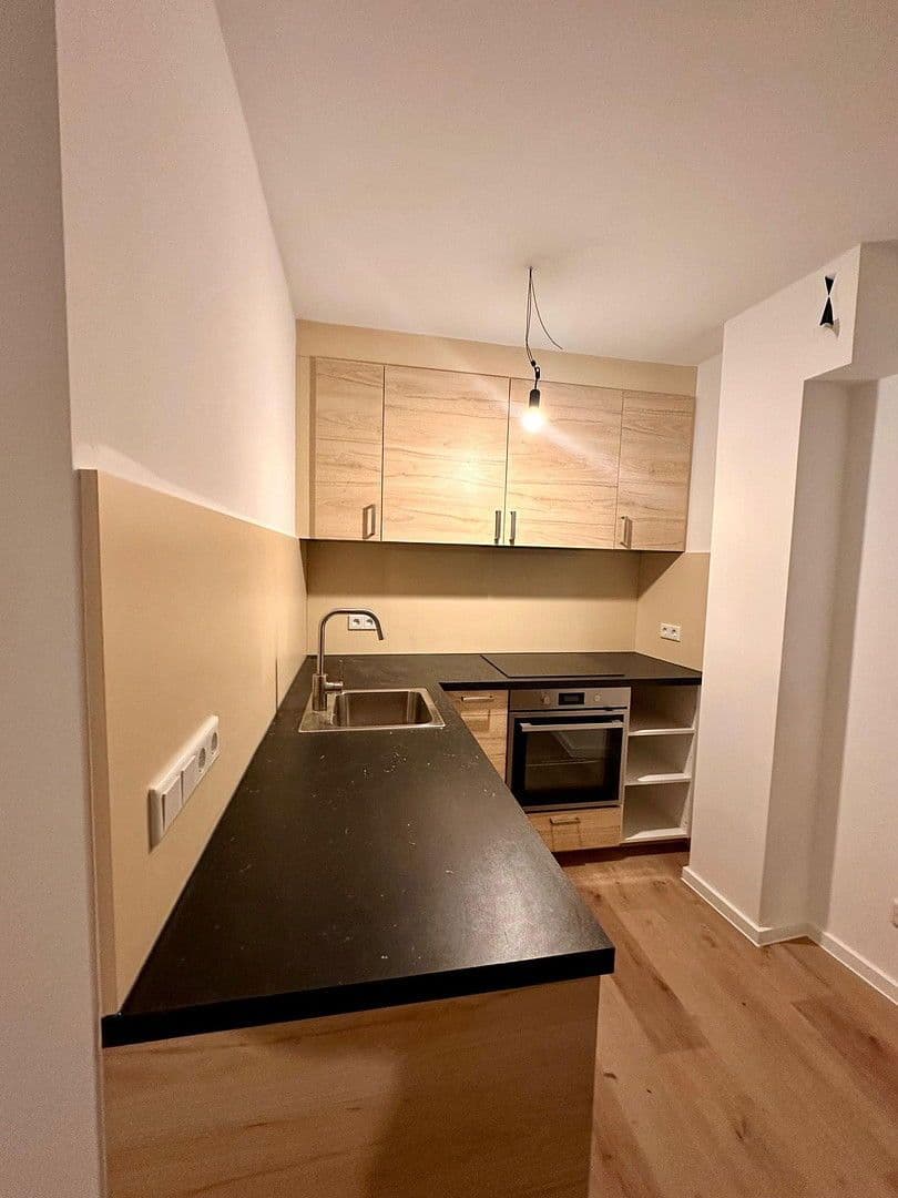 Pronájem bytu 1+1 41 m², Schulpfad 14, Köln, Severní Porýní-Vestfálsko Pronájem bytu 1+1 41 m², Schulpfad 14, Köln, Severní Porýní-Vestfálsko