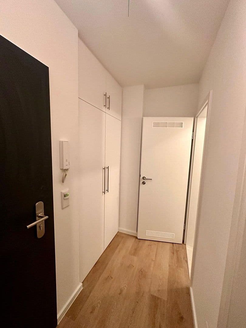 Pronájem bytu 1+1 41 m², Schulpfad 14, Köln, Severní Porýní-Vestfálsko Pronájem bytu 1+1 41 m², Schulpfad 14, Köln, Severní Porýní-Vestfálsko