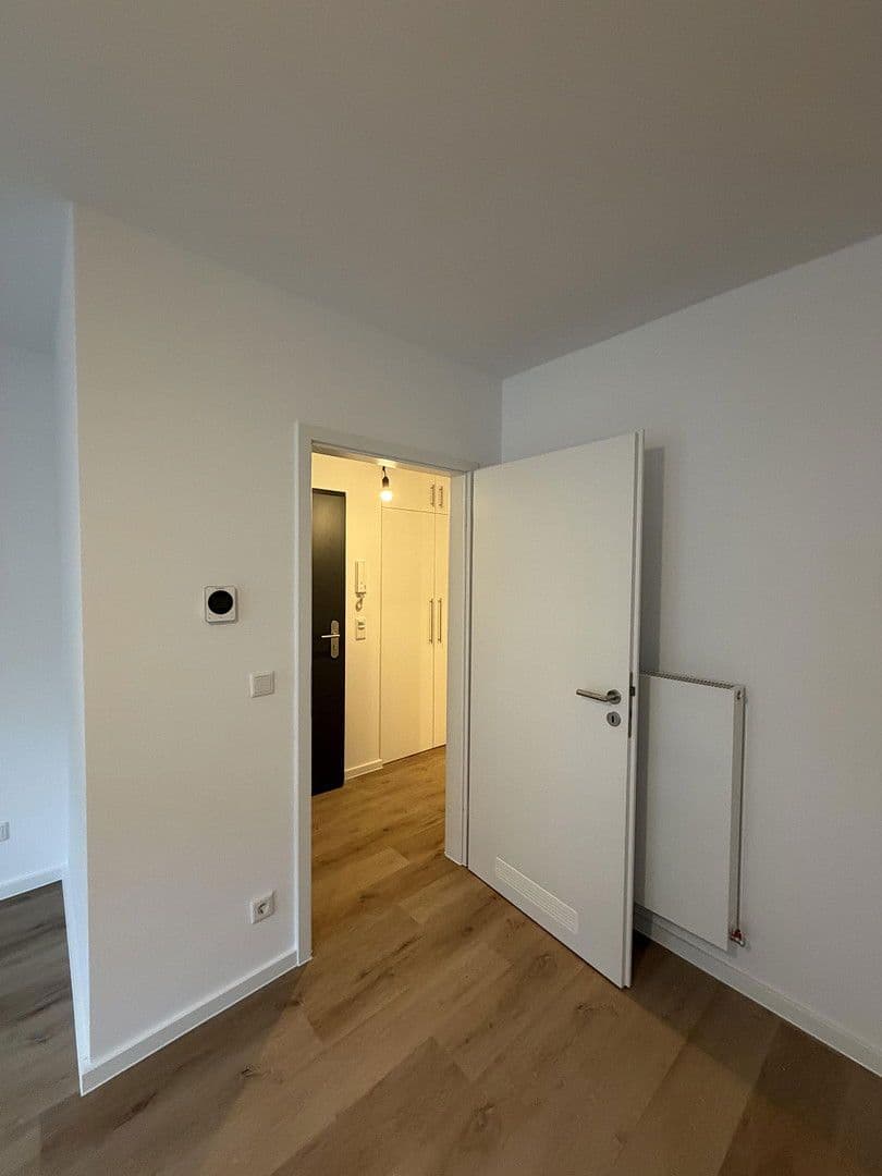 Pronájem bytu 1+1 41 m², Schulpfad 14, Köln, Severní Porýní-Vestfálsko Pronájem bytu 1+1 41 m², Schulpfad 14, Köln, Severní Porýní-Vestfálsko