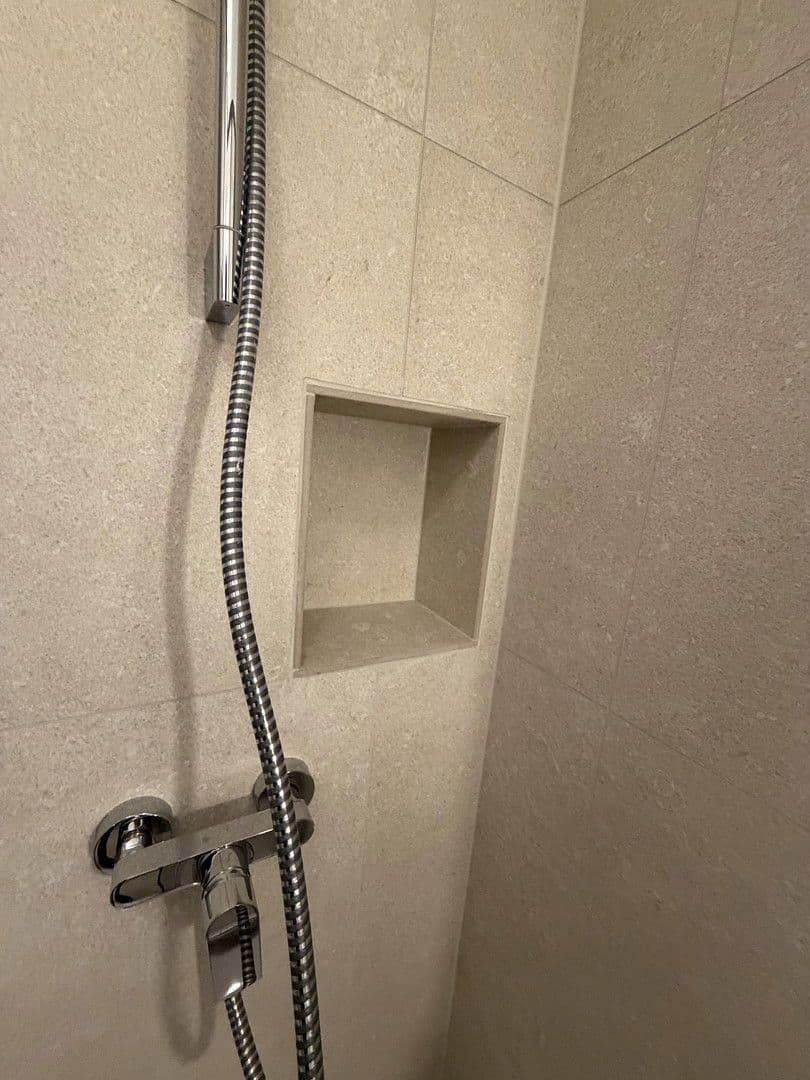 Pronájem bytu 1+1 41 m², Schulpfad 14, Köln, Severní Porýní-Vestfálsko Pronájem bytu 1+1 41 m², Schulpfad 14, Köln, Severní Porýní-Vestfálsko