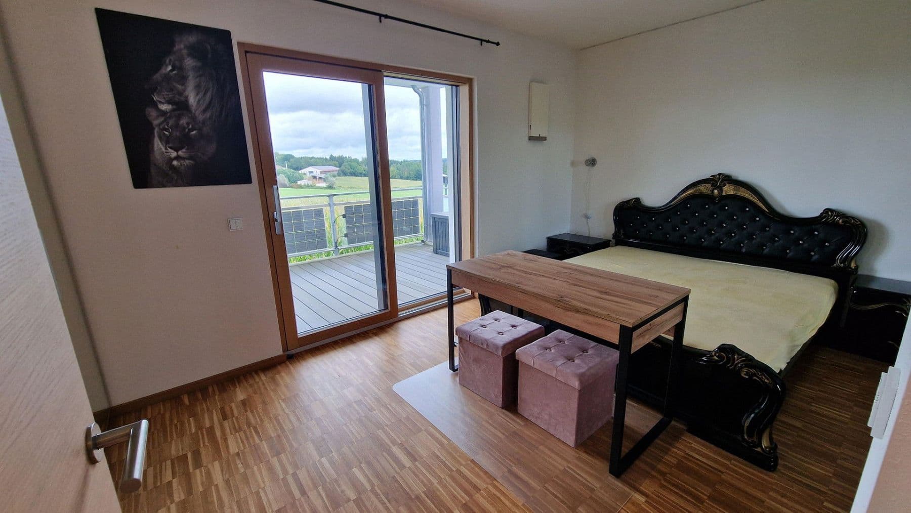 Pronájem bytu 3+1 120 m², Adlkofen, Bavorsko Pronájem bytu 3+1 120 m², Adlkofen, Bavorsko