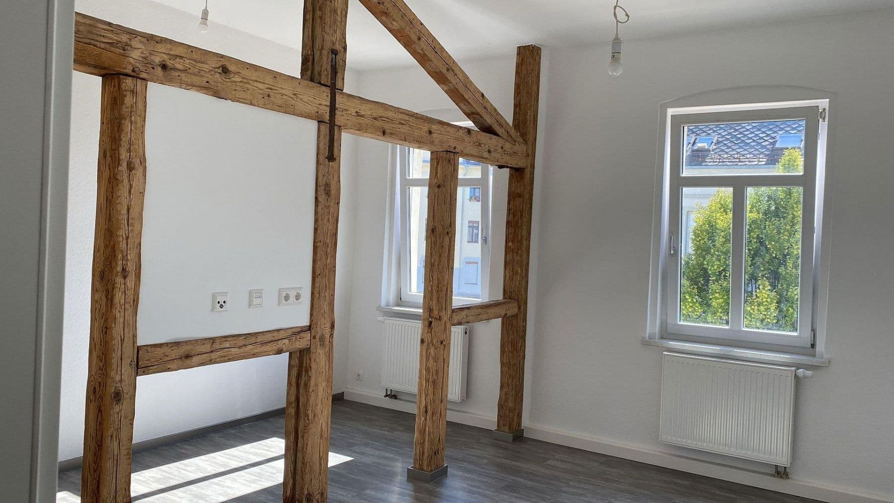 Pronájem bytu 2+1 72 m², Bahnhofstr.2, Cvikov, Sasko Pronájem bytu 2+1 72 m², Bahnhofstr.2, Cvikov, Sasko