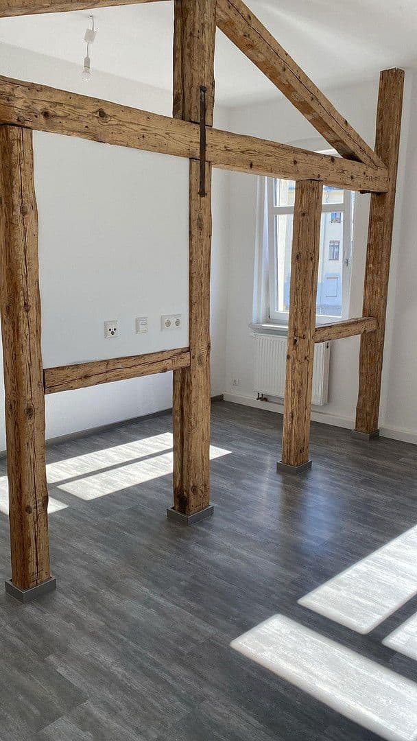 Pronájem bytu 2+1 72 m², Bahnhofstr.2, Cvikov, Sasko Pronájem bytu 2+1 72 m², Bahnhofstr.2, Cvikov, Sasko