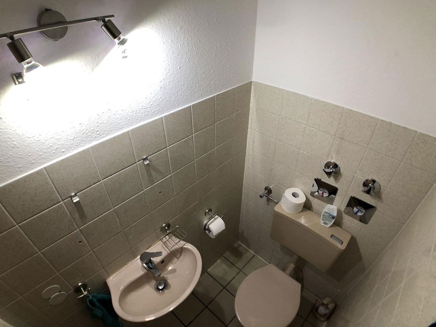 Prodej bytu 4+1 113 m², Nibelungenstraße 24a, Bobenheim-Roxheim, Porýní-Falc Prodej bytu 4+1 113 m², Nibelungenstraße 24a, Bobenheim-Roxheim, Porýní-Falc