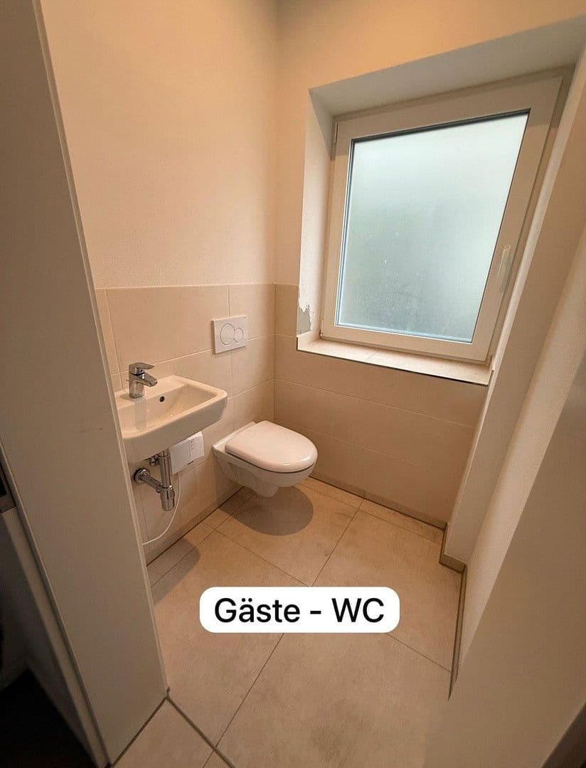 Pronájem bytu 2+1 119 m², Windsbach, Bavorsko Pronájem bytu 2+1 119 m², Windsbach, Bavorsko