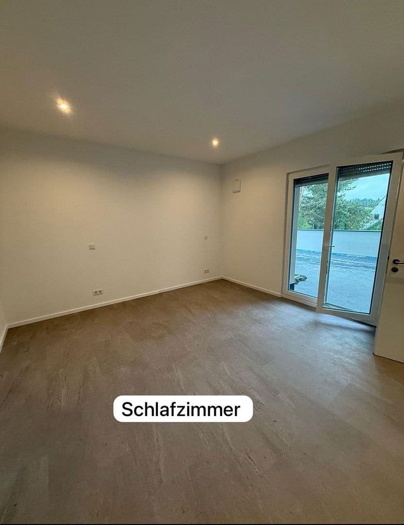 Pronájem bytu 2+1 119 m², Windsbach, Bavorsko Pronájem bytu 2+1 119 m², Windsbach, Bavorsko