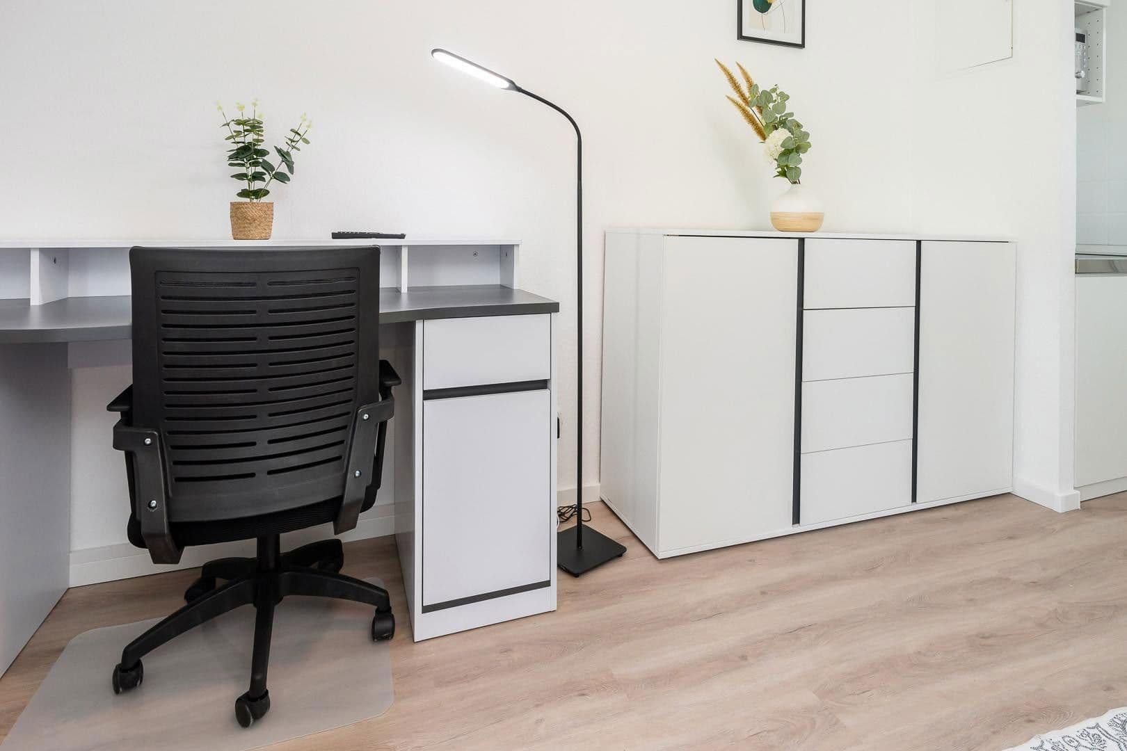 Pronájem bytu 1+1 18 m², Turmstr. 16, Cáchy, Severní Porýní-Vestfálsko Pronájem bytu 1+1 18 m², Turmstr. 16, Cáchy, Severní Porýní-Vestfálsko