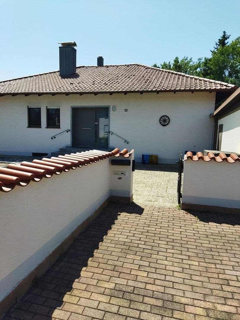 Prodej domu 200 m², pozemek 1.000 m², Loiching, Bavorsko Prodej domu 200 m², pozemek 1.000 m², Loiching, Bavorsko