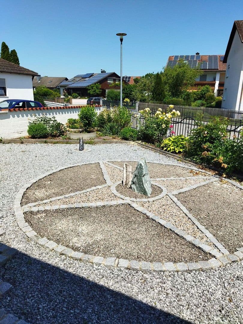 Prodej domu 200 m², pozemek 1.000 m², Loiching, Bavorsko Prodej domu 200 m², pozemek 1.000 m², Loiching, Bavorsko