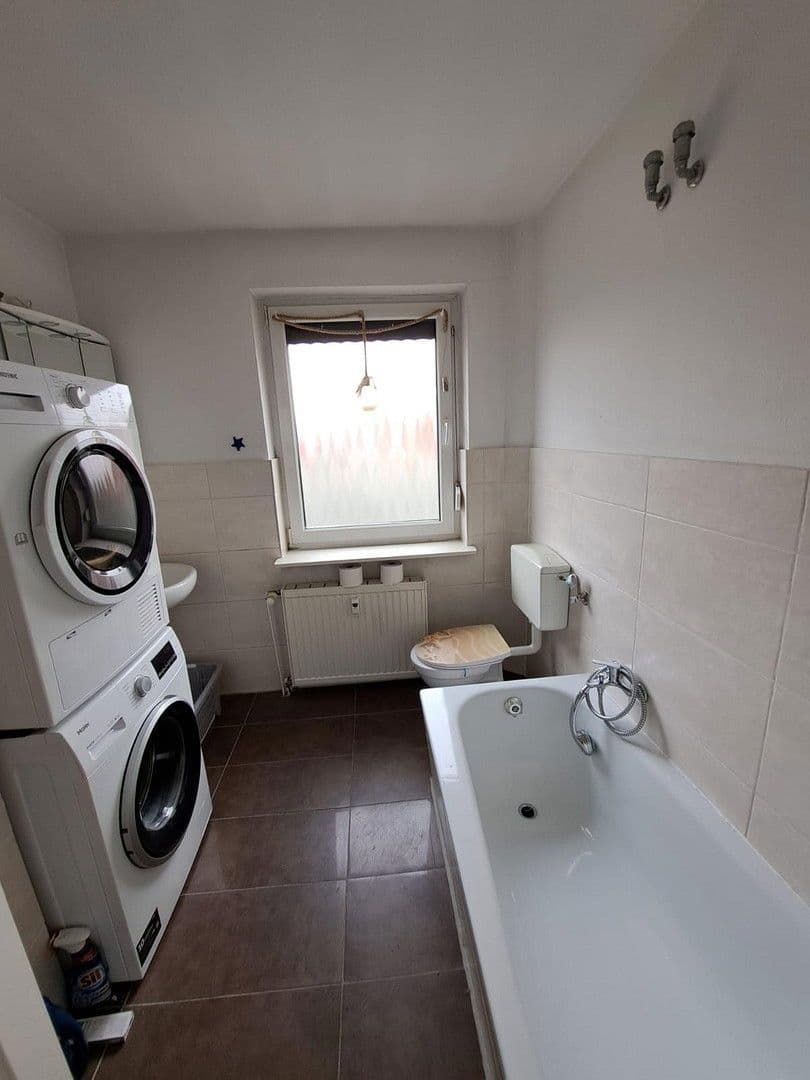 Pronájem bytu 4+1 114 m², Drochtersen, Dolní Sasko Pronájem bytu 4+1 114 m², Drochtersen, Dolní Sasko