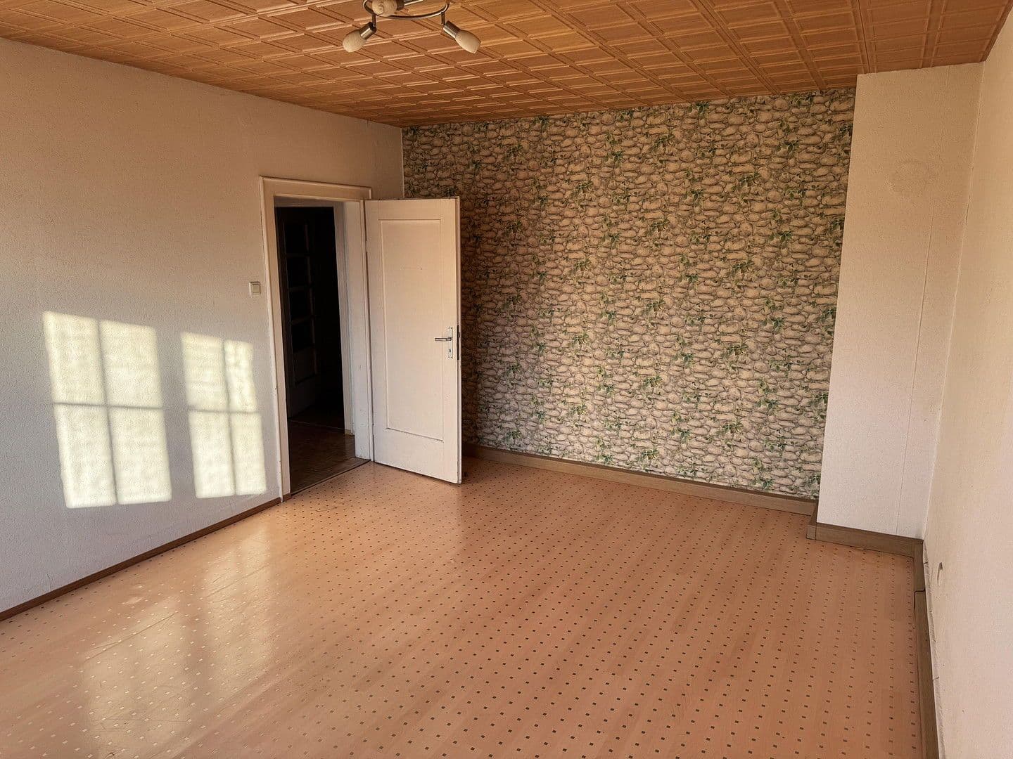 Pronájem bytu 3+1 78 m², Bühl, Bádensko-Württembersko Pronájem bytu 3+1 78 m², Bühl, Bádensko-Württembersko