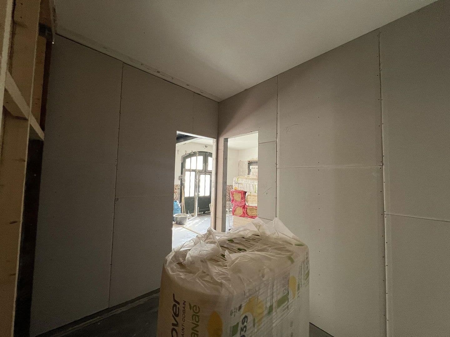 Prodej bytu 3+1 80 m², Ludwigsburg, Bádensko-Württembersko Prodej bytu 3+1 80 m², Ludwigsburg, Bádensko-Württembersko