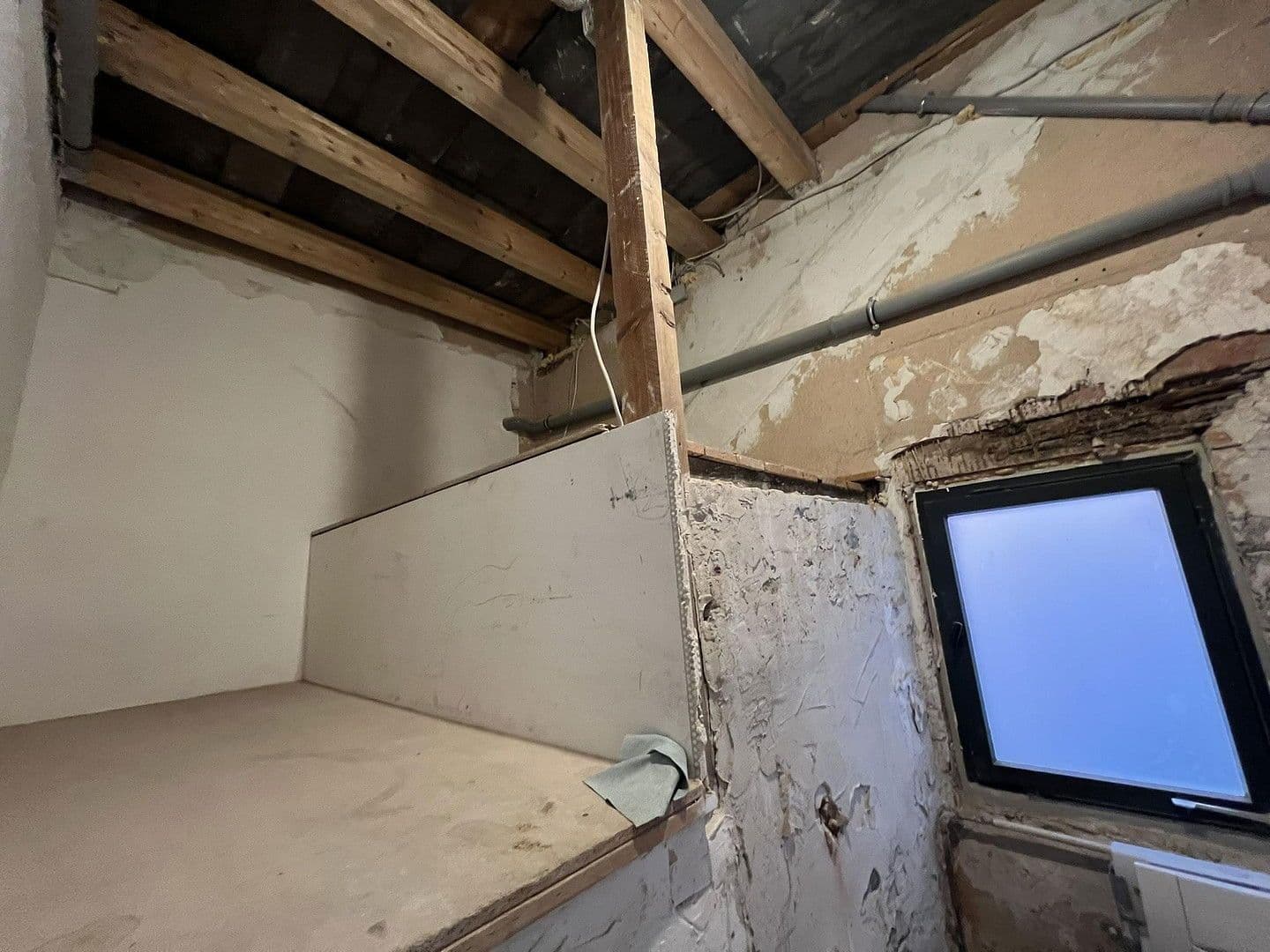 Prodej bytu 3+1 80 m², Ludwigsburg, Bádensko-Württembersko Prodej bytu 3+1 80 m², Ludwigsburg, Bádensko-Württembersko