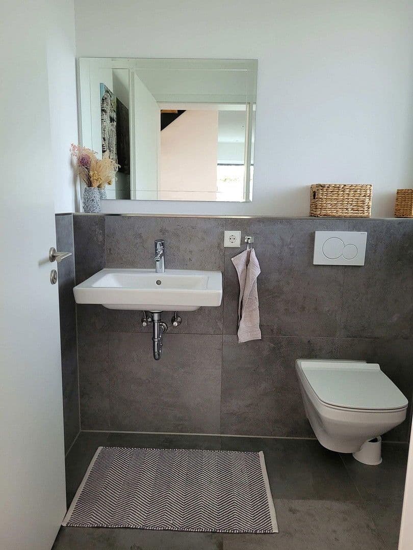 Prodej domu 225 m², pozemek 439 m², Benningen am Neckar, Bádensko-Württembersko Prodej domu 225 m², pozemek 439 m², Benningen am Neckar, Bádensko-Württembersko