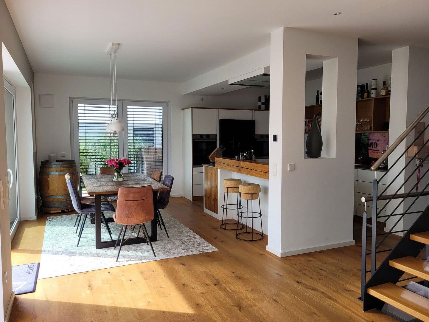 Prodej domu 225 m², pozemek 439 m², Benningen am Neckar, Bádensko-Württembersko Prodej domu 225 m², pozemek 439 m², Benningen am Neckar, Bádensko-Württembersko