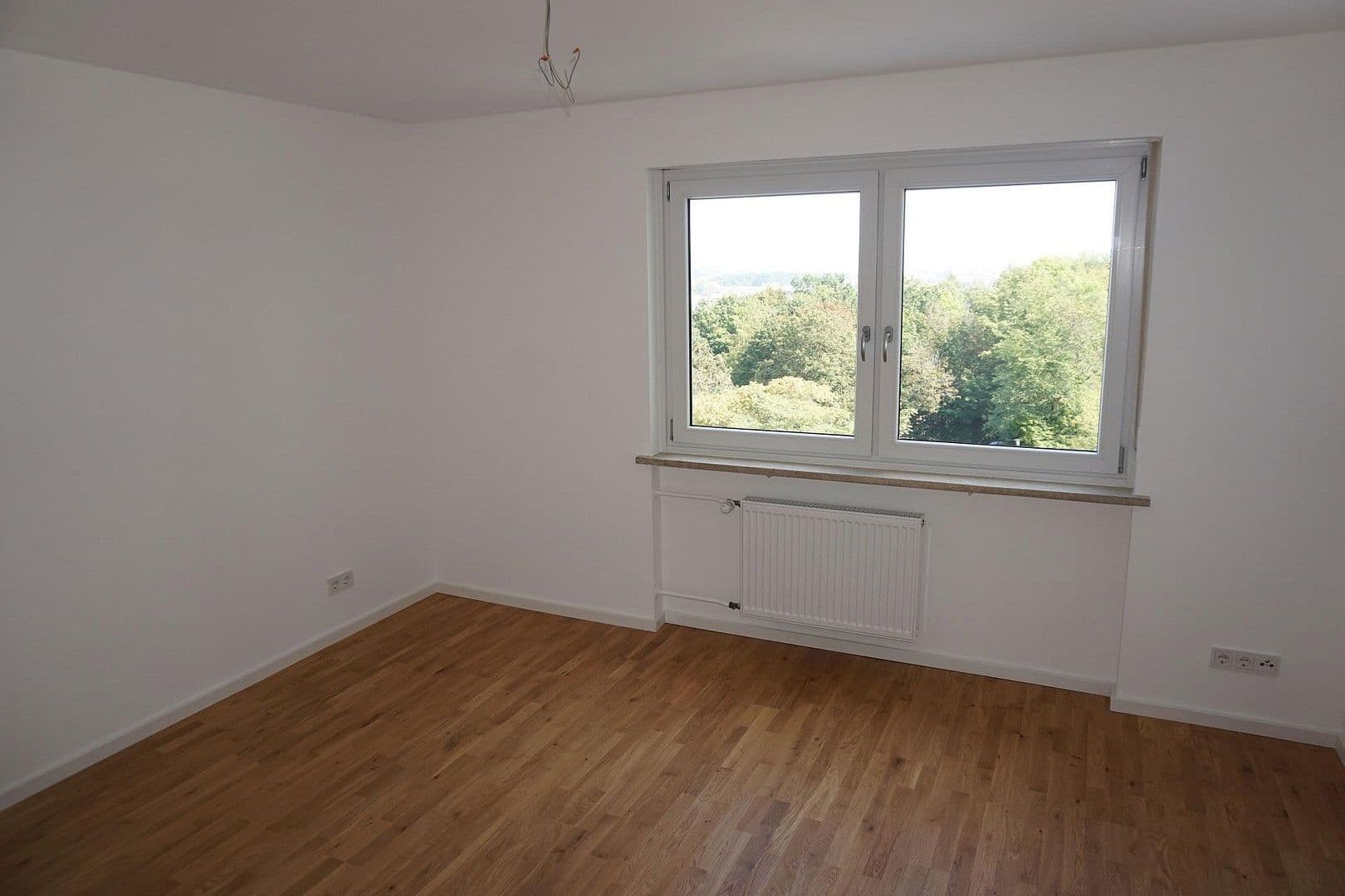 Prodej bytu 3+kk 85 m², Friedrich-Ebert-Straße 35, Regensburg, Bavorsko Prodej bytu 3+kk 85 m², Friedrich-Ebert-Straße 35, Regensburg, Bavorsko
