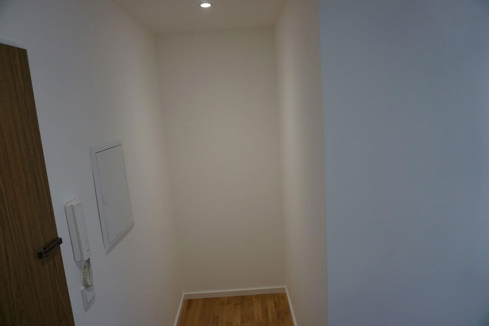 Prodej bytu 3+kk 85 m², Friedrich-Ebert-Straße 35, Regensburg, Bavorsko Prodej bytu 3+kk 85 m², Friedrich-Ebert-Straße 35, Regensburg, Bavorsko