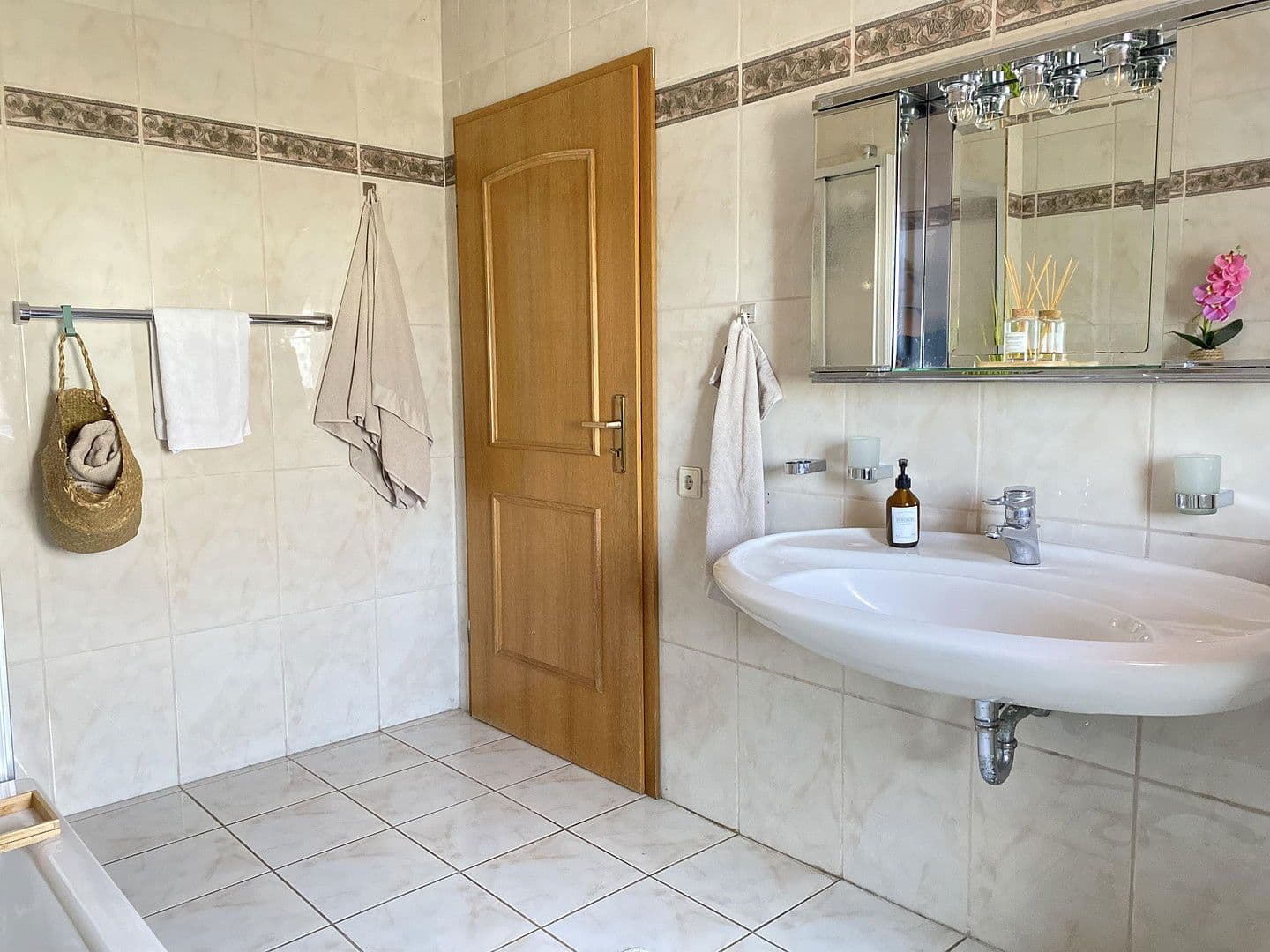 Prodej domu 191 m², pozemek 836 m², Lamspringe, Dolní Sasko Prodej domu 191 m², pozemek 836 m², Lamspringe, Dolní Sasko