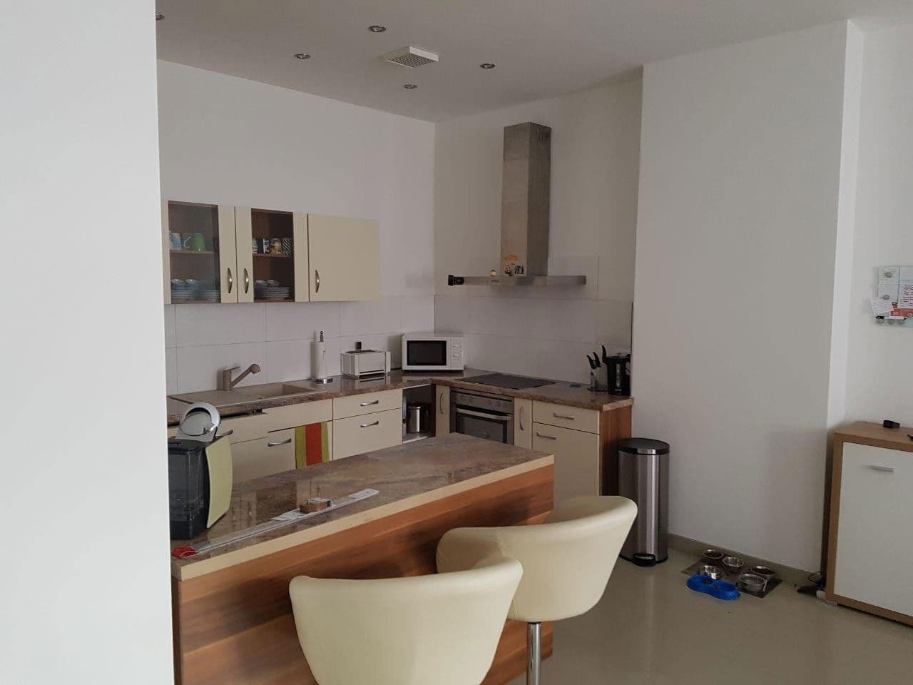 Pronájem bytu 4+1 136 m², Durlacher Str. 24, Keltern, Bádensko-Württembersko Pronájem bytu 4+1 136 m², Durlacher Str. 24, Keltern, Bádensko-Württembersko