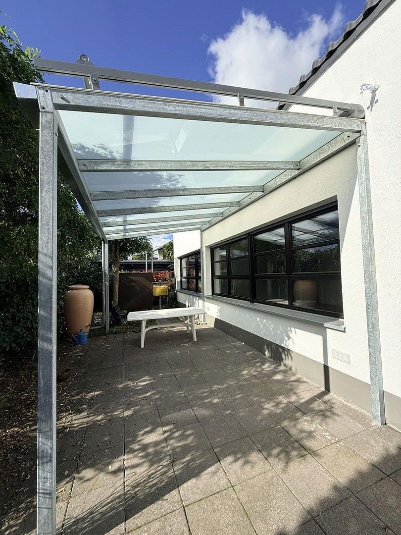 Pronájem bytu 2+kk 115 m², Rodenbach, Hessen Pronájem bytu 2+kk 115 m², Rodenbach, Hessen