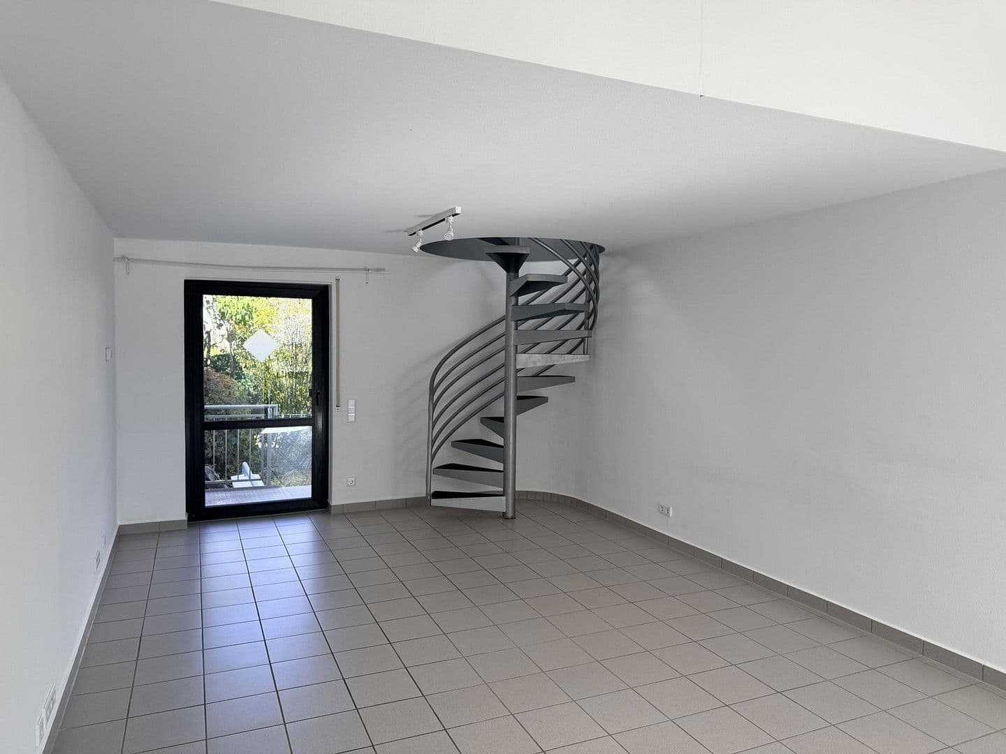 Pronájem bytu 2+kk 115 m², Rodenbach, Hessen Pronájem bytu 2+kk 115 m², Rodenbach, Hessen