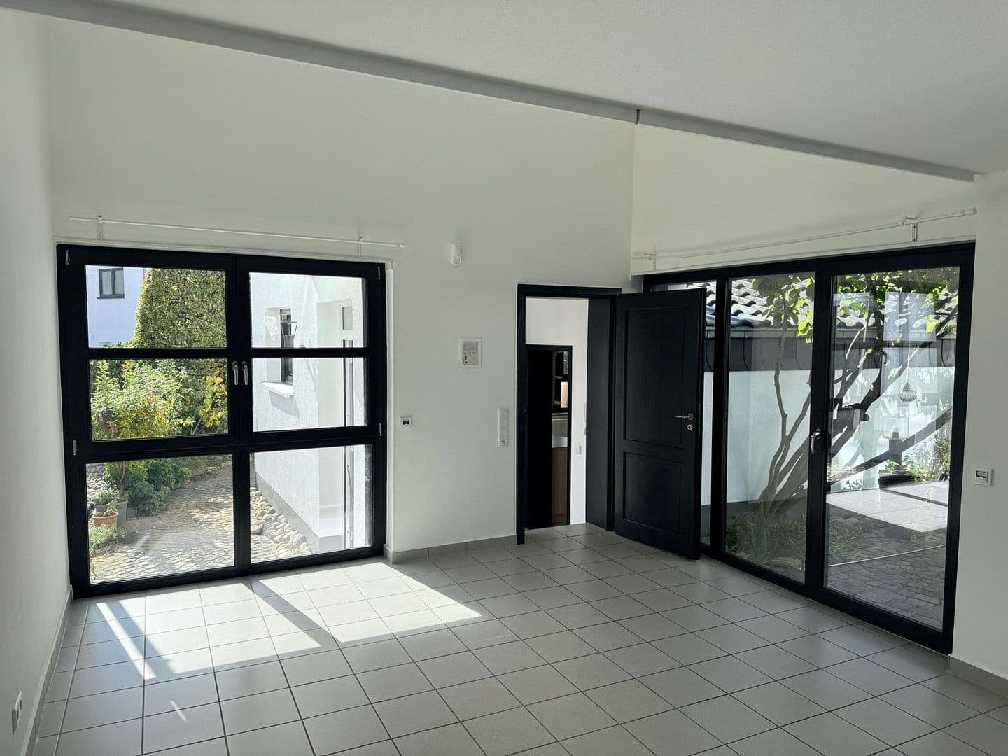 Pronájem bytu 2+kk 115 m², Rodenbach, Hessen Pronájem bytu 2+kk 115 m², Rodenbach, Hessen