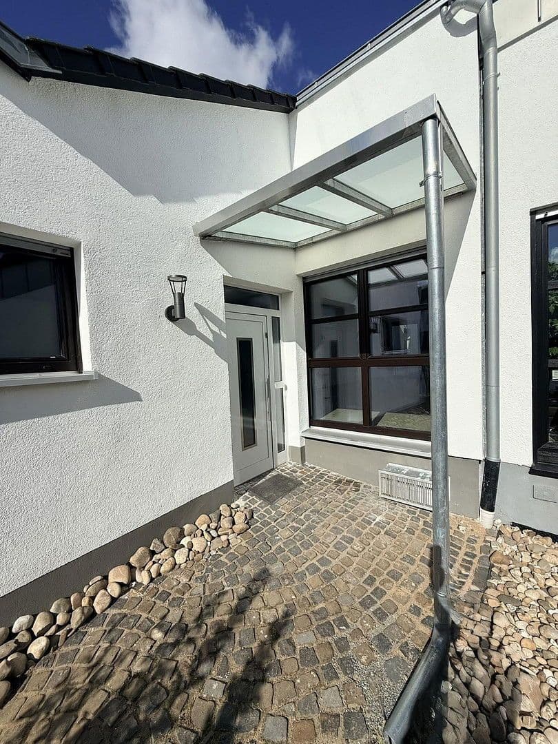 Pronájem bytu 2+kk 115 m², Rodenbach, Hessen Pronájem bytu 2+kk 115 m², Rodenbach, Hessen