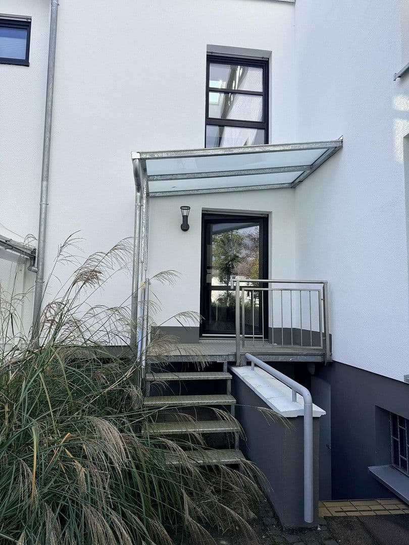 Pronájem bytu 2+kk 115 m², Rodenbach, Hessen Pronájem bytu 2+kk 115 m², Rodenbach, Hessen