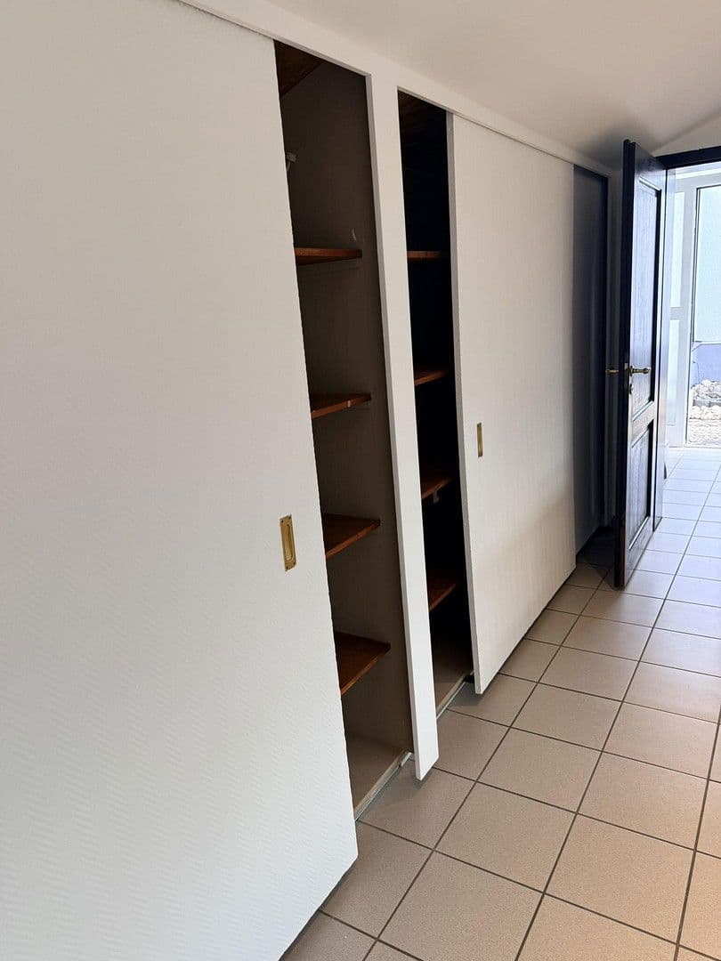 Pronájem bytu 2+kk 115 m², Rodenbach, Hessen Pronájem bytu 2+kk 115 m², Rodenbach, Hessen