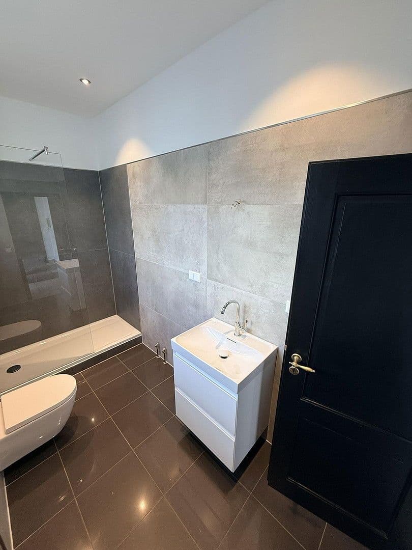 Pronájem bytu 2+kk 115 m², Rodenbach, Hessen Pronájem bytu 2+kk 115 m², Rodenbach, Hessen