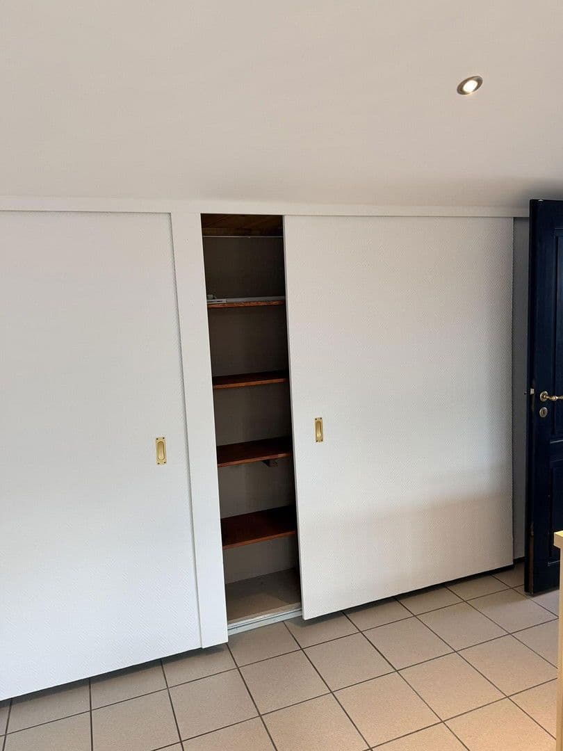 Pronájem bytu 2+kk 115 m², Rodenbach, Hessen Pronájem bytu 2+kk 115 m², Rodenbach, Hessen