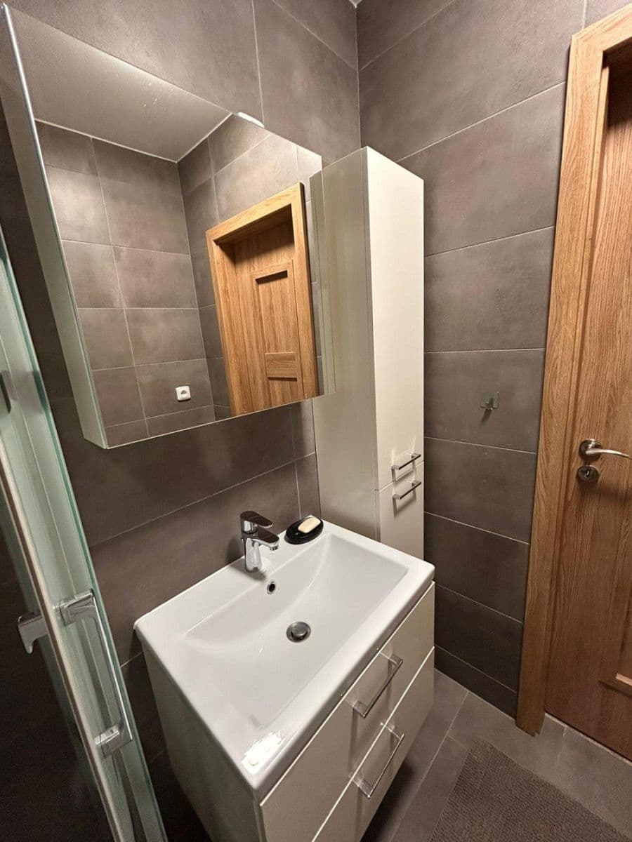 Prodej bytu 3+1 74 m², Halalovka, Trenčín, Trenčiansky kraj Prodej bytu 3+1 74 m², Halalovka, Trenčín, Trenčiansky kraj