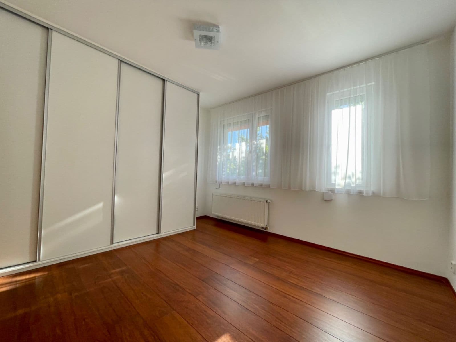 Pronájem bytu 2+kk 58 m², Raichlova, Praha, Praha Pronájem bytu 2+kk 58 m², Raichlova, Praha, Praha