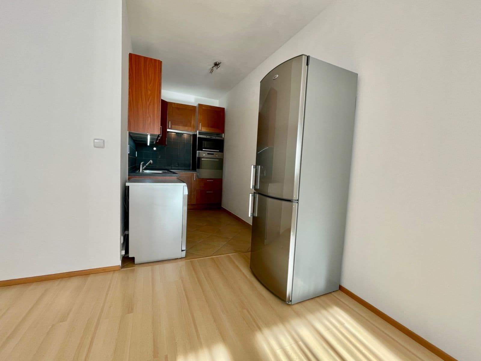 Pronájem bytu 2+kk 58 m², Raichlova, Praha, Praha Pronájem bytu 2+kk 58 m², Raichlova, Praha, Praha