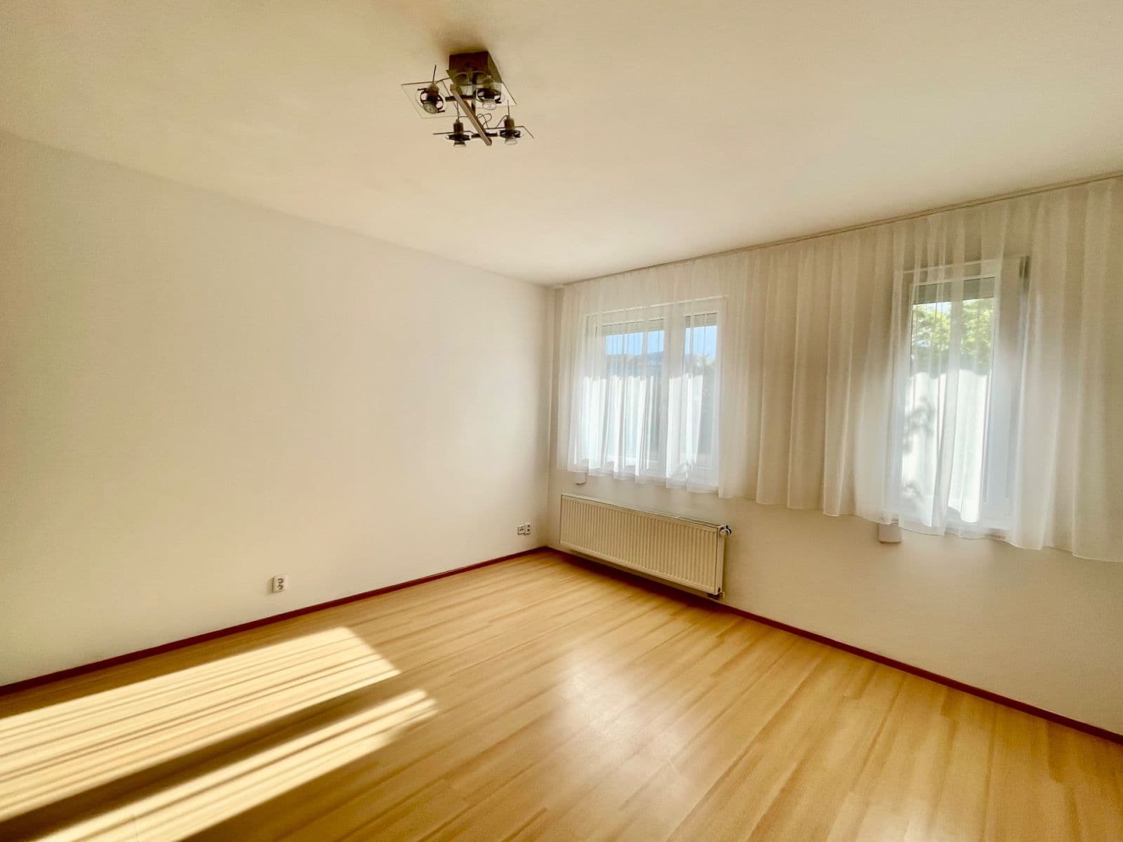 Pronájem bytu 2+kk 58 m², Raichlova, Praha, Praha Pronájem bytu 2+kk 58 m², Raichlova, Praha, Praha