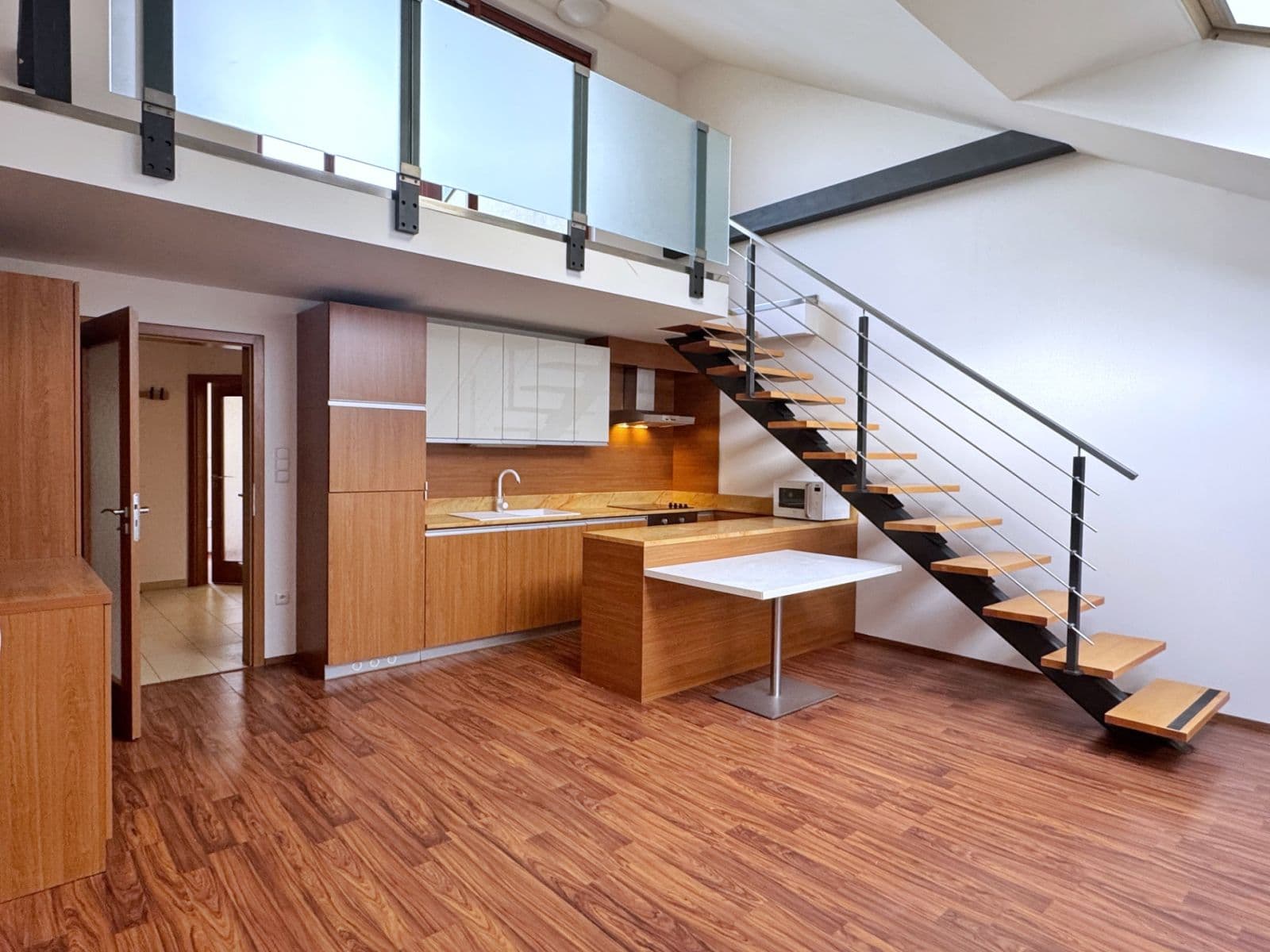 Pronájem bytu 2+kk 81 m², Hybešova, Brno, Jihomoravský kraj Pronájem bytu 2+kk 81 m², Hybešova, Brno, Jihomoravský kraj