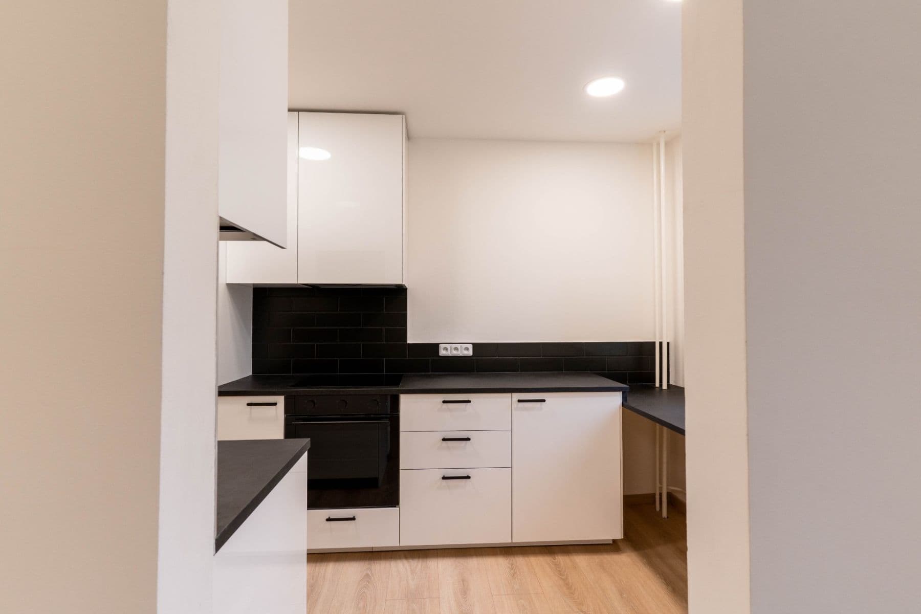 Prodej bytu 3+1 77 m², Hekrova, Praha, Praha Prodej bytu 3+1 77 m², Hekrova, Praha, Praha