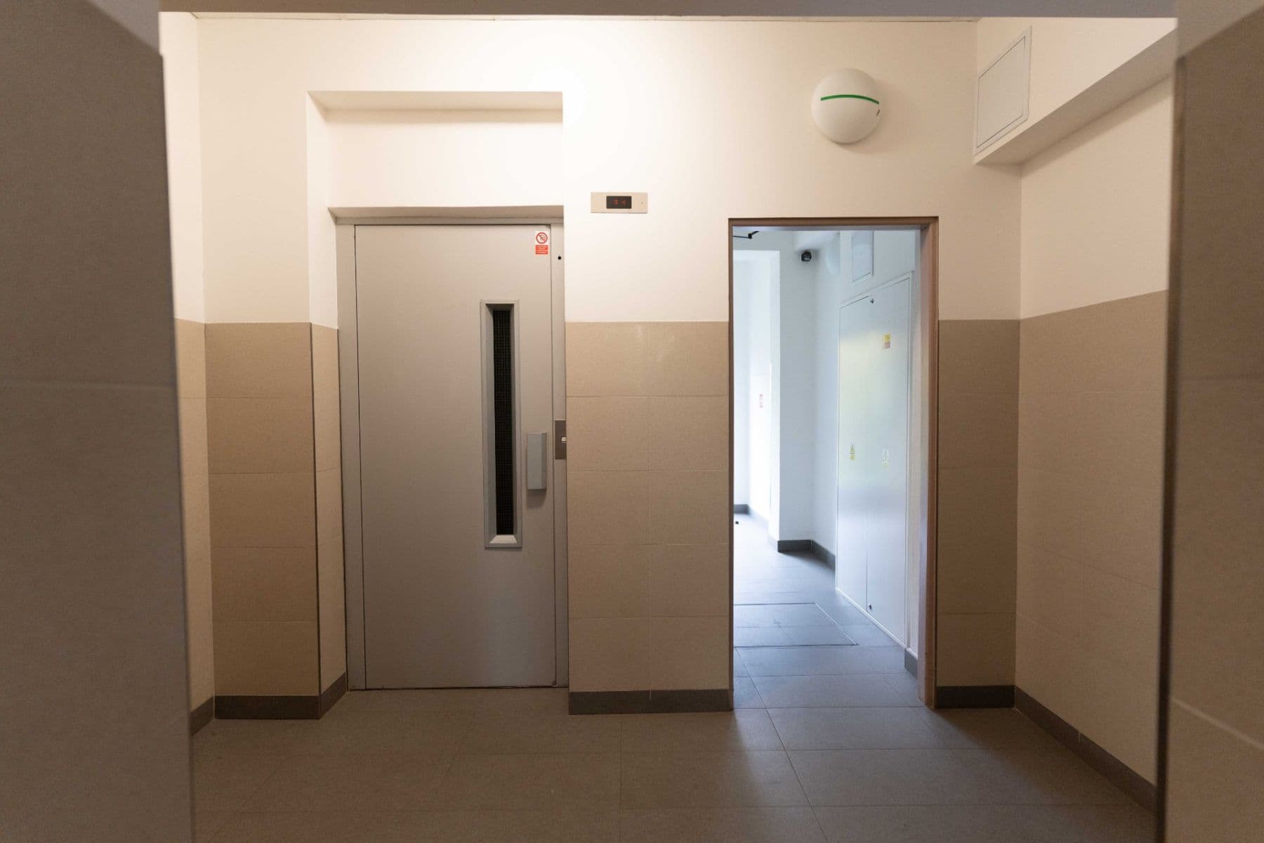 Prodej bytu 3+1 77 m², Hekrova, Praha, Praha Prodej bytu 3+1 77 m², Hekrova, Praha, Praha