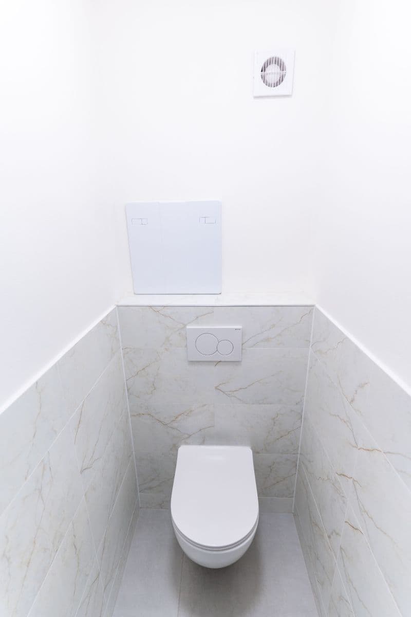 Prodej bytu 3+1 77 m², Hekrova, Praha, Praha Prodej bytu 3+1 77 m², Hekrova, Praha, Praha