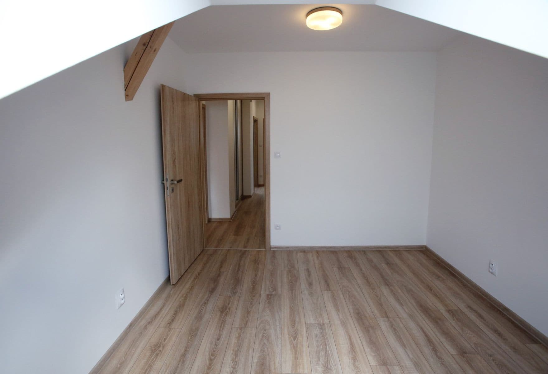 Pronájem bytu 3+kk 77 m², Budějovická, Písek, Jihočeský kraj Pronájem bytu 3+kk 77 m², Budějovická, Písek, Jihočeský kraj