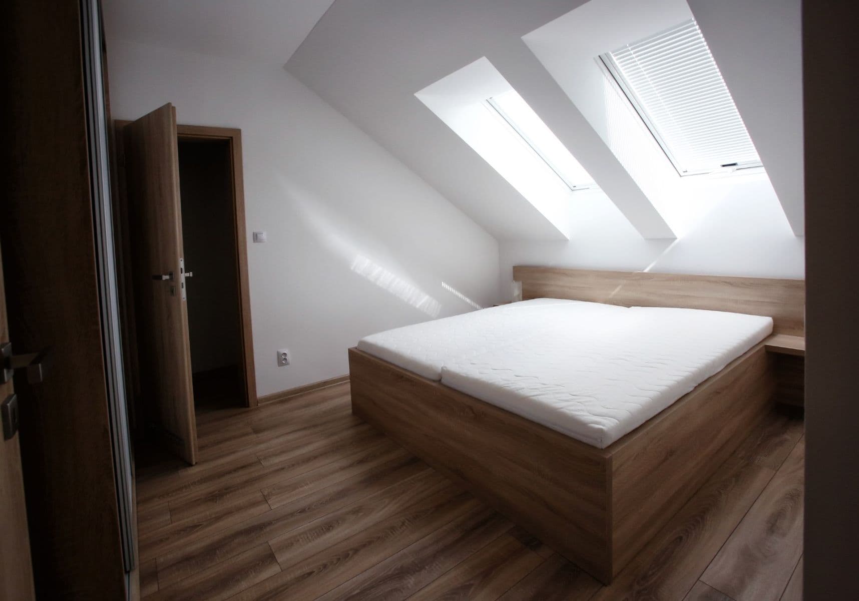 Pronájem bytu 3+kk 77 m², Budějovická, Písek, Jihočeský kraj Pronájem bytu 3+kk 77 m², Budějovická, Písek, Jihočeský kraj