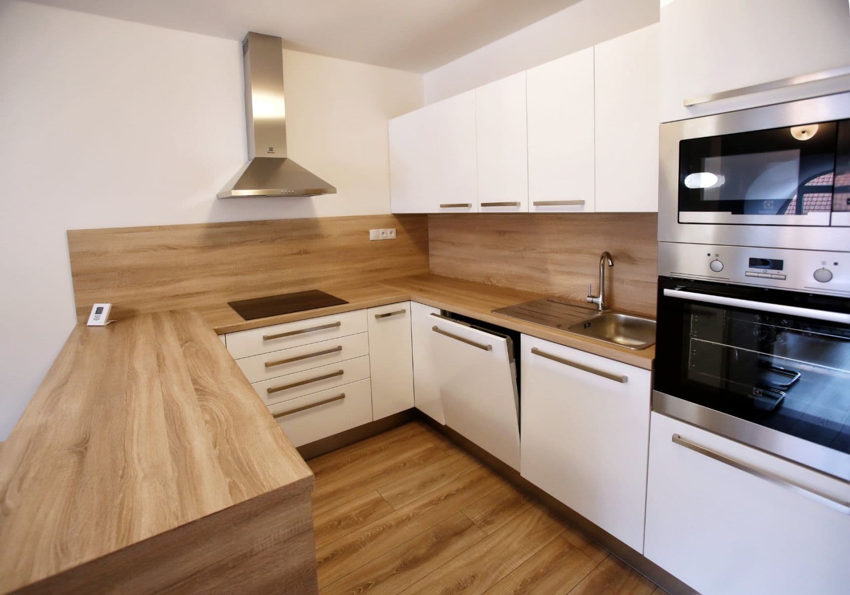 Pronájem bytu 3+kk 77 m², Budějovická, Písek, Jihočeský kraj Pronájem bytu 3+kk 77 m², Budějovická, Písek, Jihočeský kraj