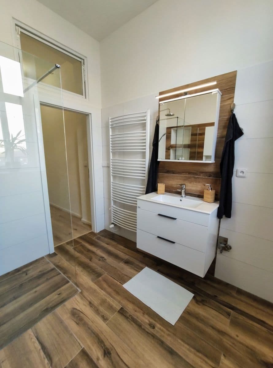 Pronájem bytu 2+kk 56 m², Koperníkova, Plzeň, Plzeňský kraj Pronájem bytu 2+kk 56 m², Koperníkova, Plzeň, Plzeňský kraj