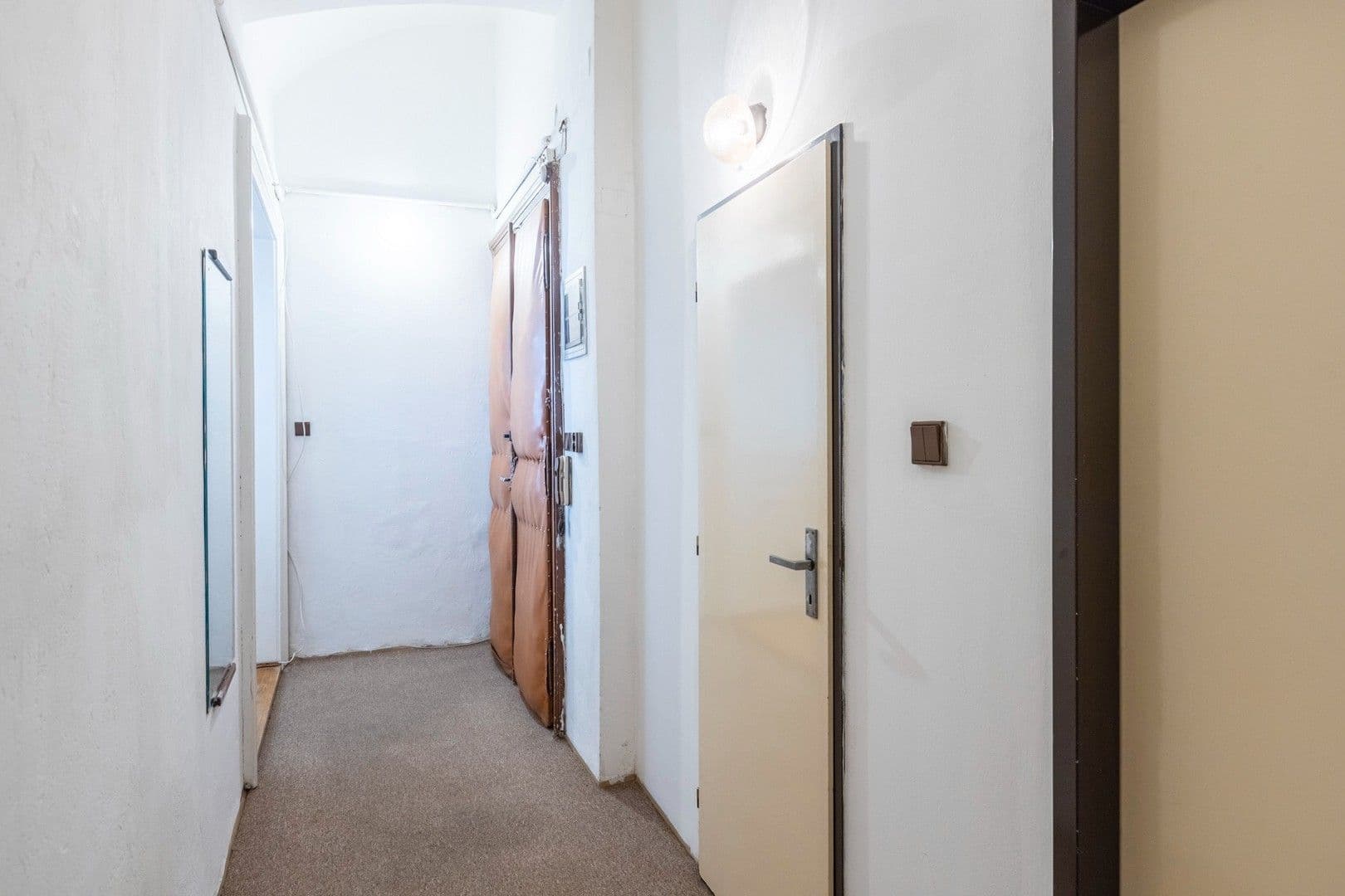 Pronájem bytu 1+1 49 m², Hradební, Praha, Praha Pronájem bytu 1+1 49 m², Hradební, Praha, Praha