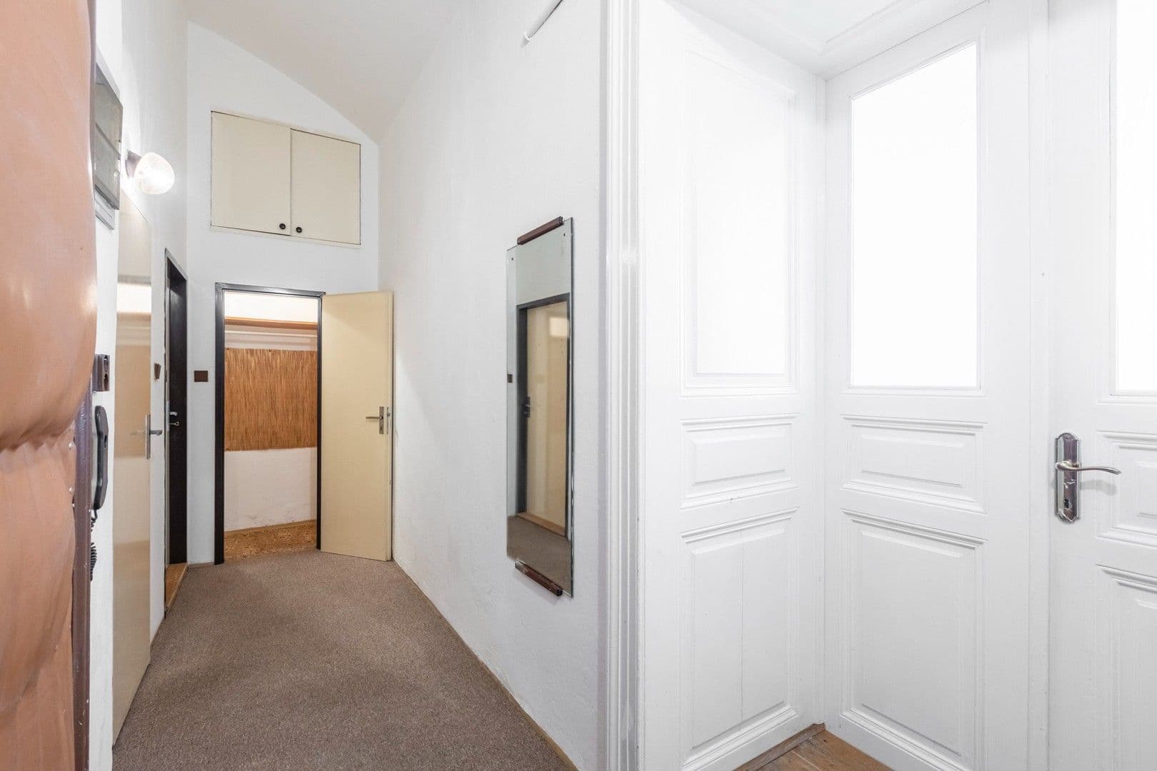 Pronájem bytu 1+1 49 m², Hradební, Praha, Praha Pronájem bytu 1+1 49 m², Hradební, Praha, Praha