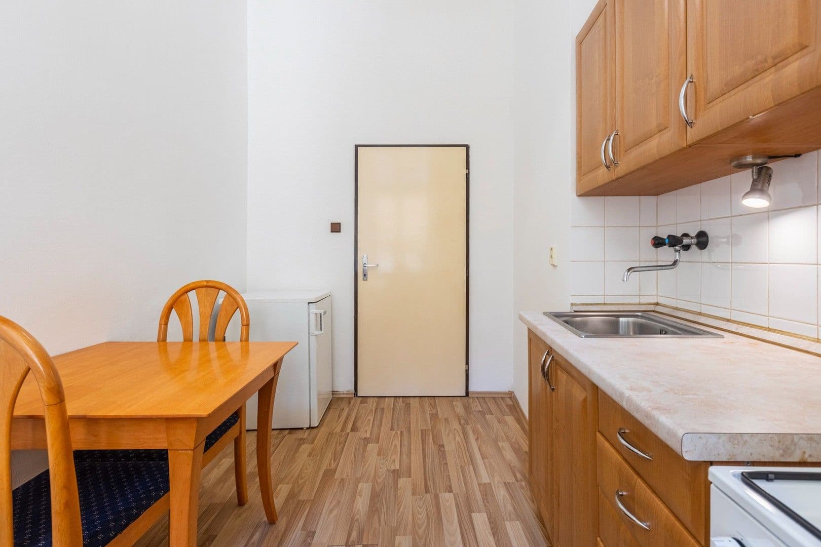 Pronájem bytu 1+1 49 m², Hradební, Praha, Praha Pronájem bytu 1+1 49 m², Hradební, Praha, Praha